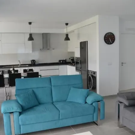 Casa vacanze Neue Moderne Mit Privatem Pool By Interhome *