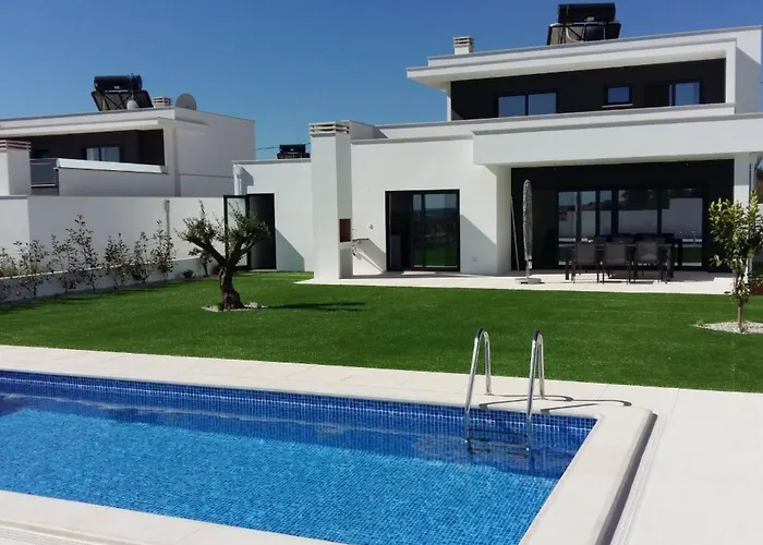 Casa de Férias Neue Moderne Mit Privatem Pool By Interhome Famalicão