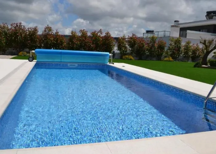 Neue Moderne Mit Privatem Pool By Interhome 펜션 Famalicão